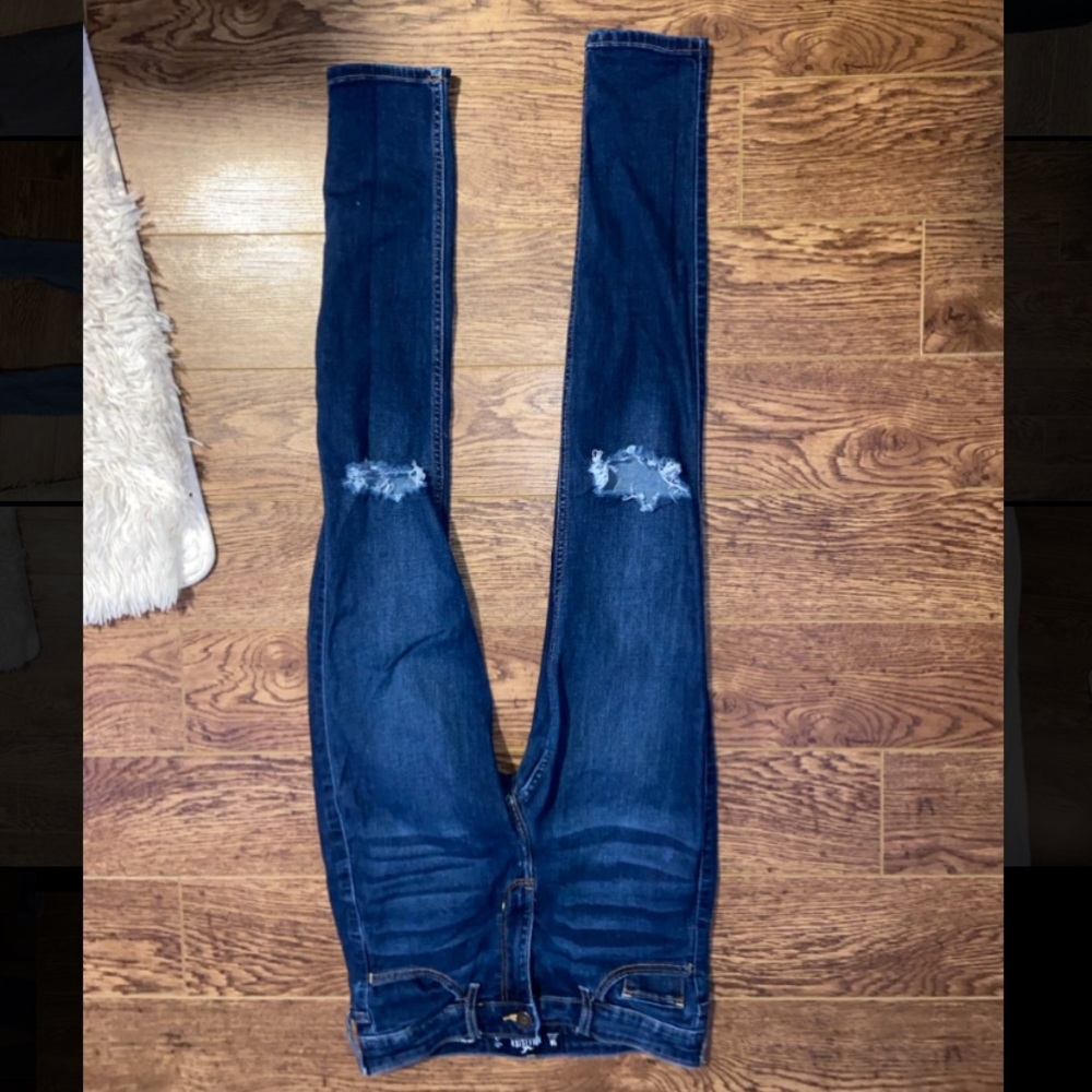 Ripped jeans